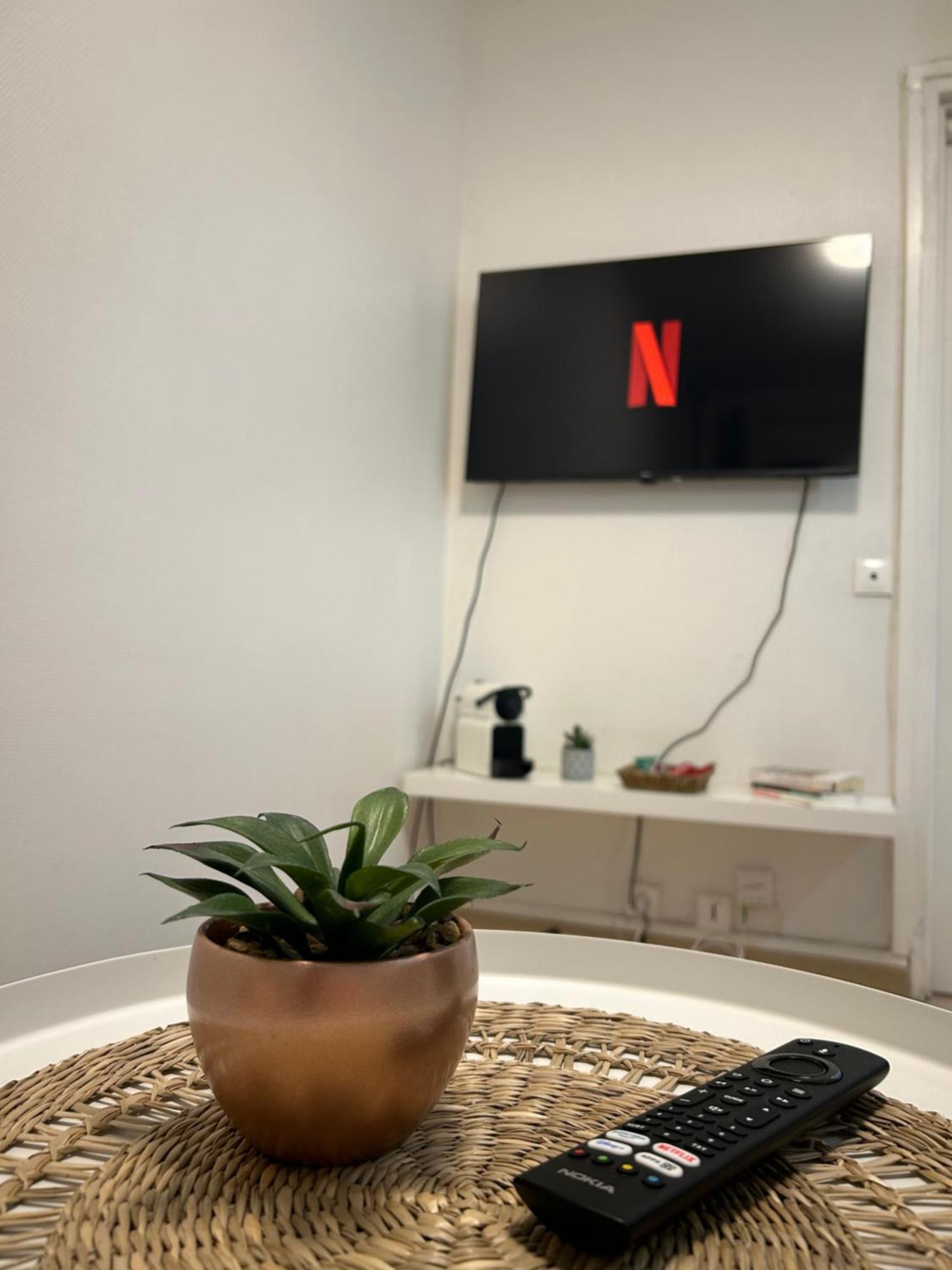 Апартаменты Ourasi - Hippodrome De Vincennes - Netflix Сен-Морис Экстерьер фото